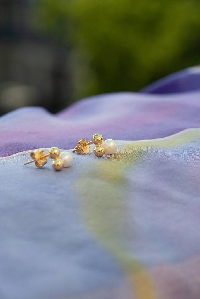 JUKSEREI ELLEN EAR STUDS Große Rabatte