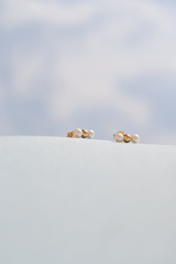 JUKSEREI POETRY EAR STUDS Super Sparpreis