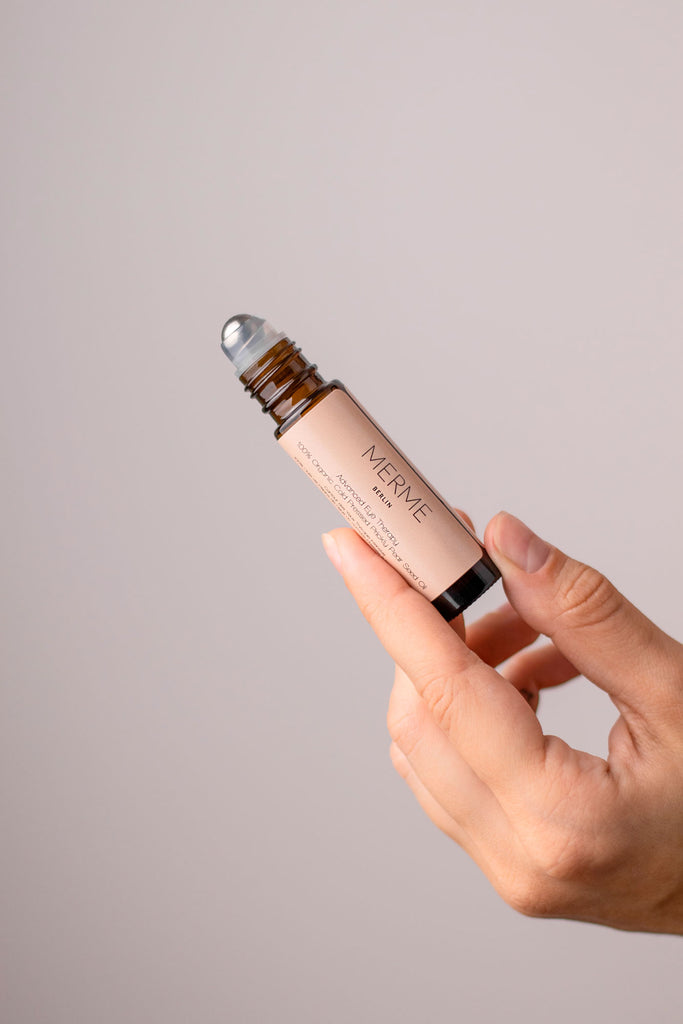 JUKSEREI MERME · ADVANCED EYE THERAPY Cyber Monday