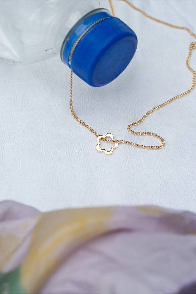 JUKSEREI FLYING FLOW NECKLACE Riesige Ersparnisse
