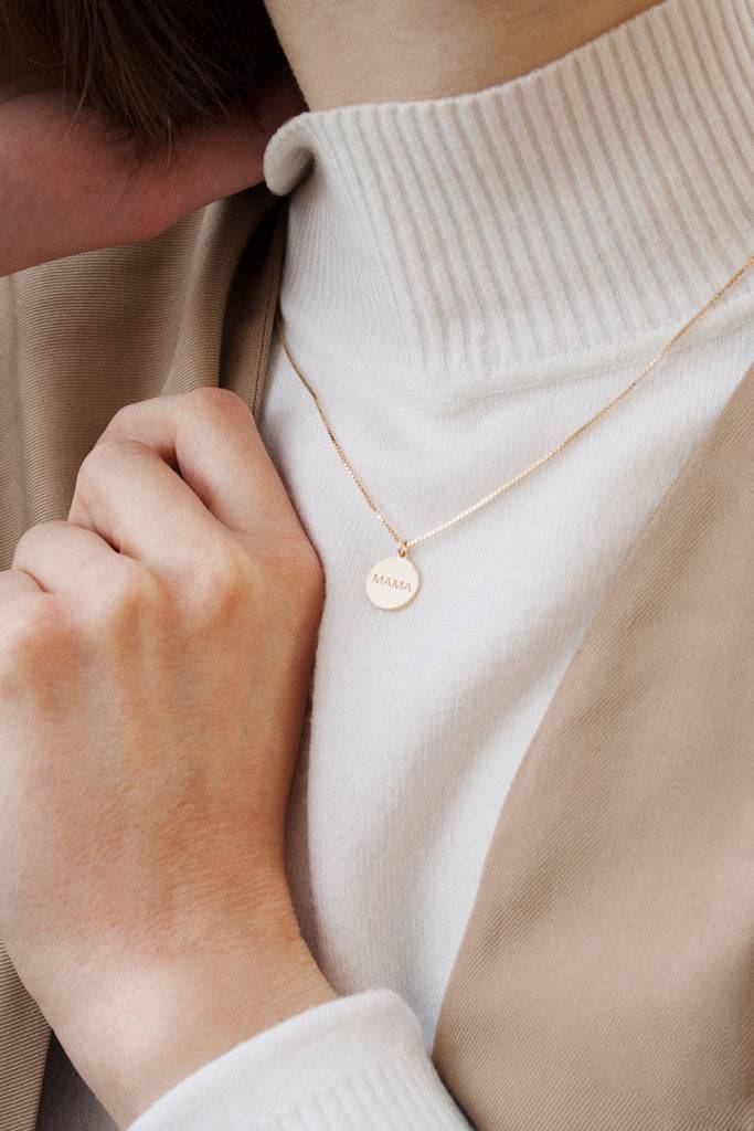JUKSEREI MAMA NECKLACE Discount Store für neue Produkte