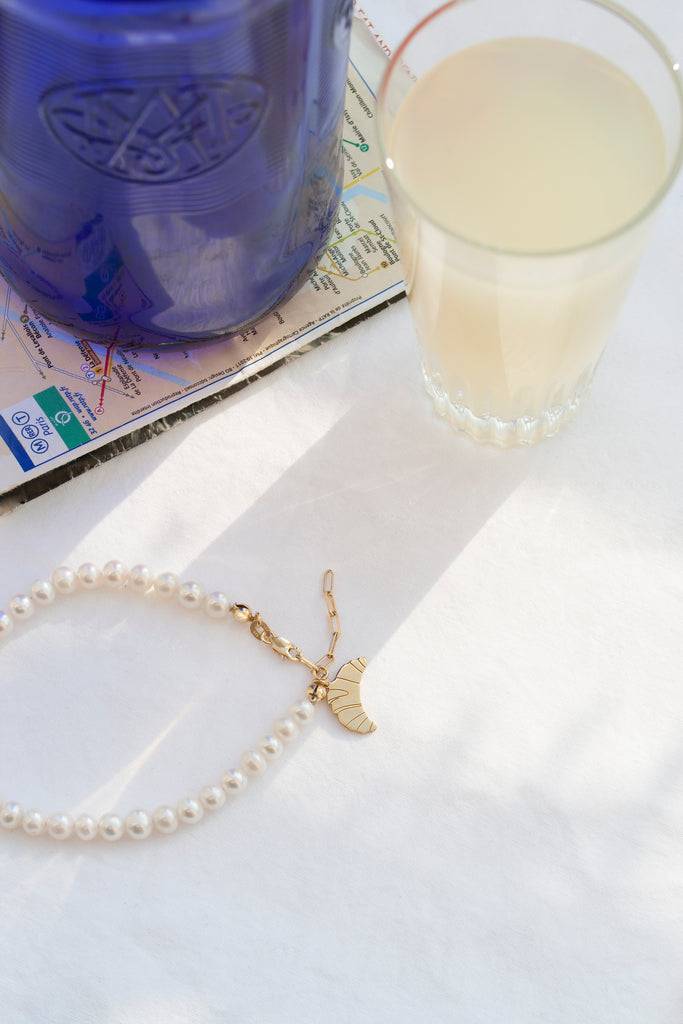 JUKSEREI CROISSANT PEARL BRACELET Nur noch ein Tag übrig
