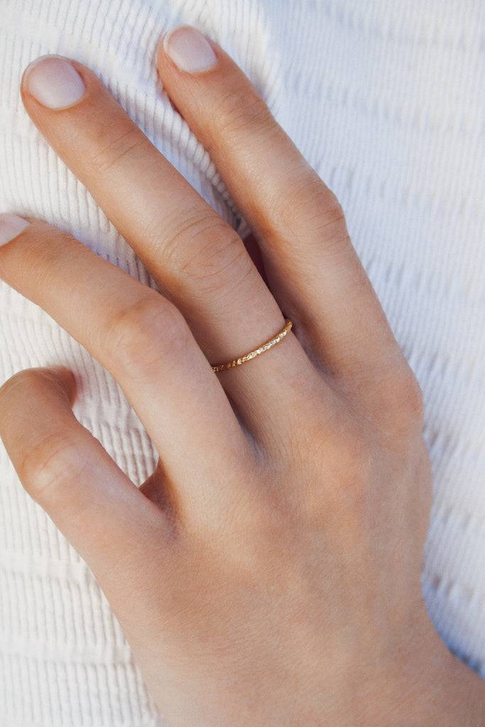 JUKSEREI SPARKLING RING Fabrikladen
