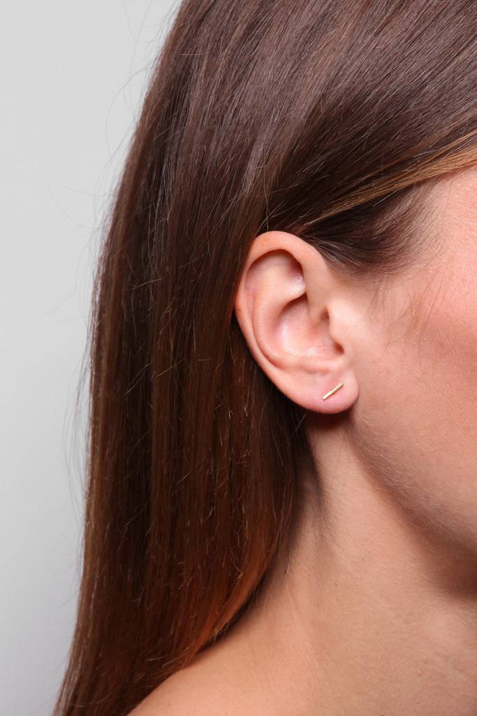 JUKSEREI XTRA FINE LINIE EAR STUDS Verkauf
