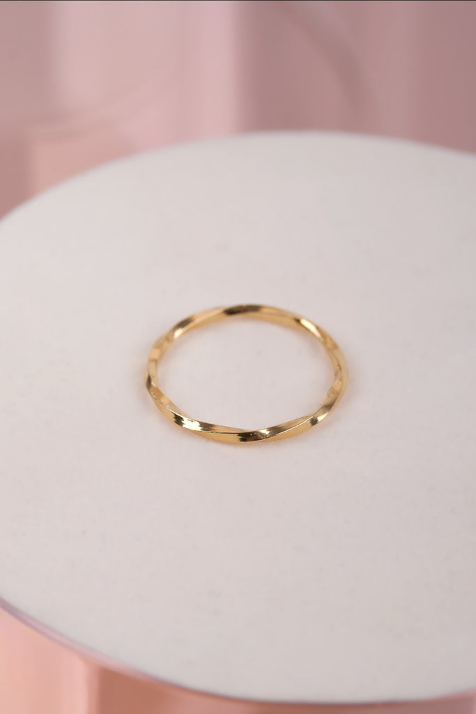 JUKSEREI EMBER RING im Angebot