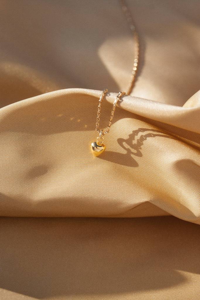 JUKSEREI AMORE NECKLACE Lagerräumung