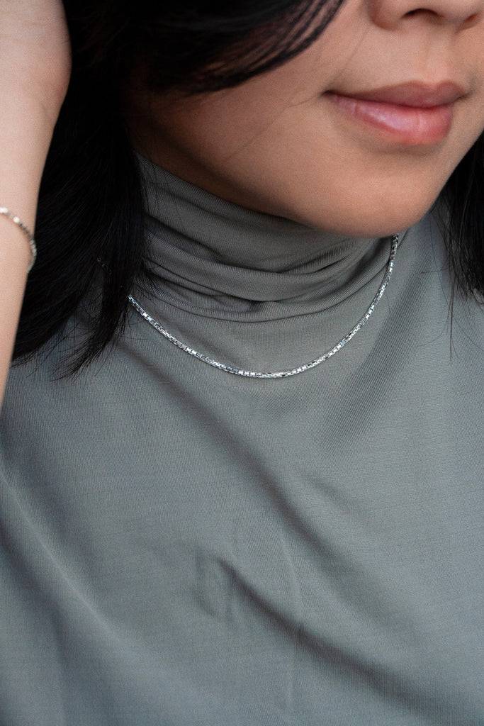 JUKSEREI BOX NECKLACE Valentinstagsangebot