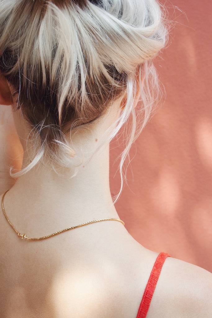 JUKSEREI BOX NECKLACE Valentinstagsangebot