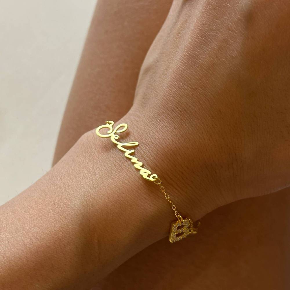 Kardelen NAMENSARMKETTE NOTERA MIT INITIAL UND NAZAR - 925 SILBER im Angebot