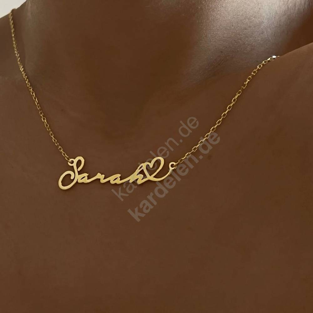 Kardelen 14K GOLD HERZ SYMBOL WAAGERECHT NAMENSKETTE im Angebot