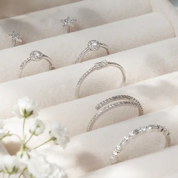 Leaf Jewelry Ring mit Baguette Diamanten, 14K Weißgold Neuheiten