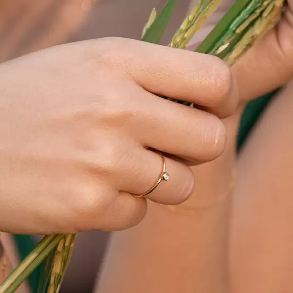 Leaf Jewelry Ring "my first diamond", 14 K Gelbgold Bestseller