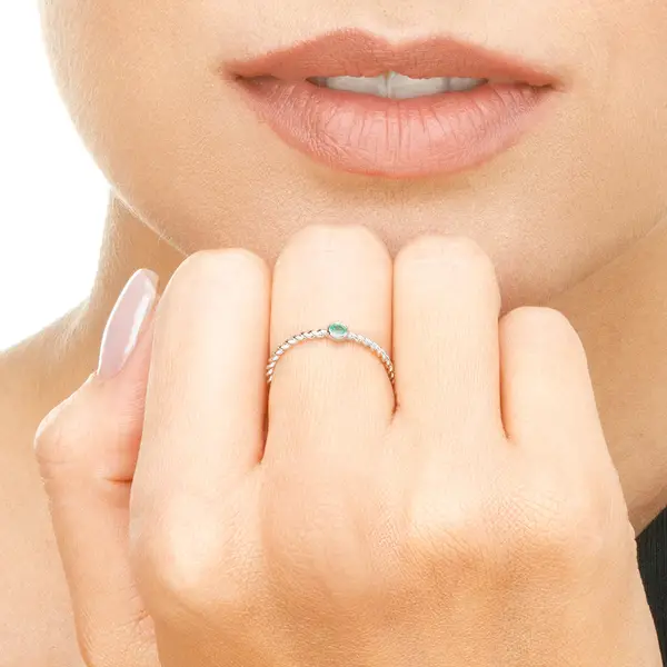 Leaf Jewelry Ring Twist Smaragd, 14K Weißgold Top Angebot