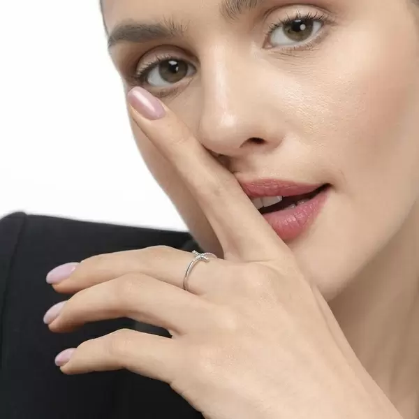 Leaf Jewelry Ring Kreuz mit Diamanten, 18 K Weißgold Kauf eins, bekomm eins gratis
