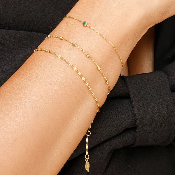 Leaf Jewelry Armkette Smaragd, 14K Gelbgold Letzte 3 Tage