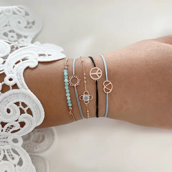 Leaf Jewelry Glücksarmband PEACE mit Zirkonia, 18 K Gelbgold vegoldet, Beige Auslauf