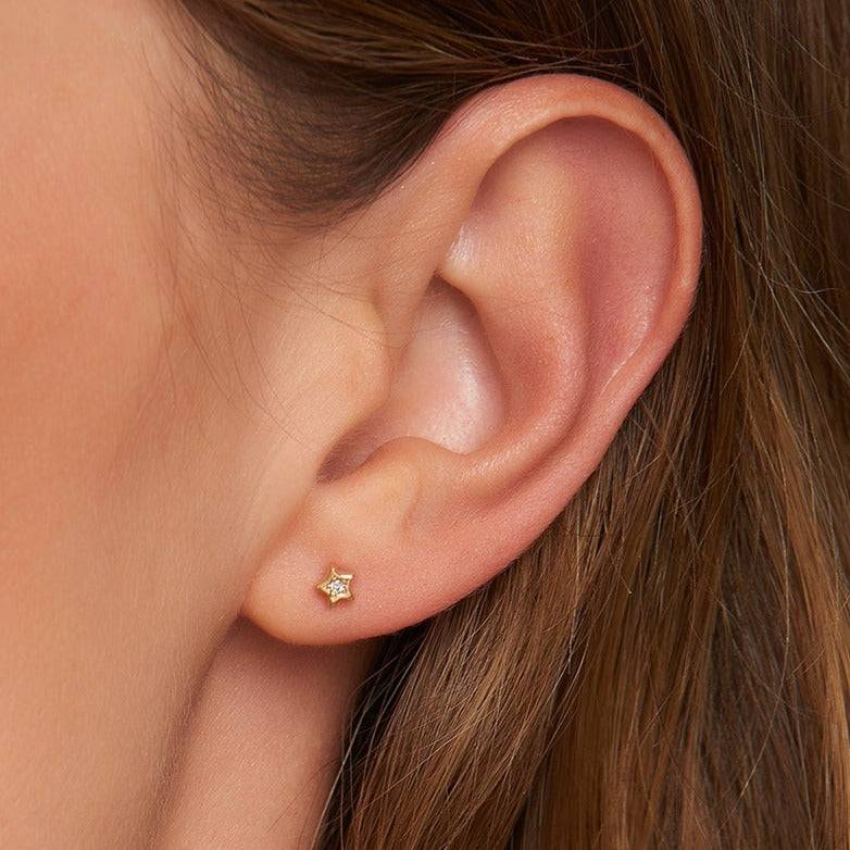 Mosuo Jewellery Diamant Stern Ohrstecker im Angebot