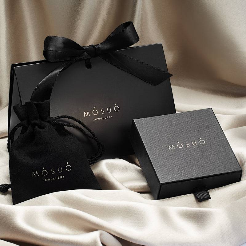 Mosuo Jewellery Diamant Buchstaben Halskette “C” - Vermeil Tiefpreis