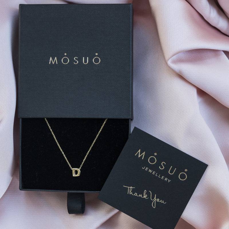 Mosuo Jewellery Diamant Buchstaben Halskette “D” - Vermeil Super Sparpreis