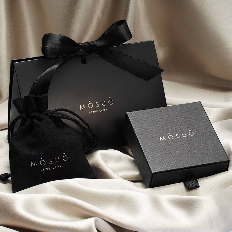 Mosuo Jewellery Diamant Buchstaben Halskette “G” - Vermeil Begrenzte Freigabe