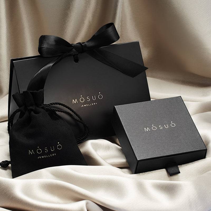 Mosuo Jewellery Diamant Buchstaben Halskette “M” - Vermeil Zeitbegrenzte Promotion