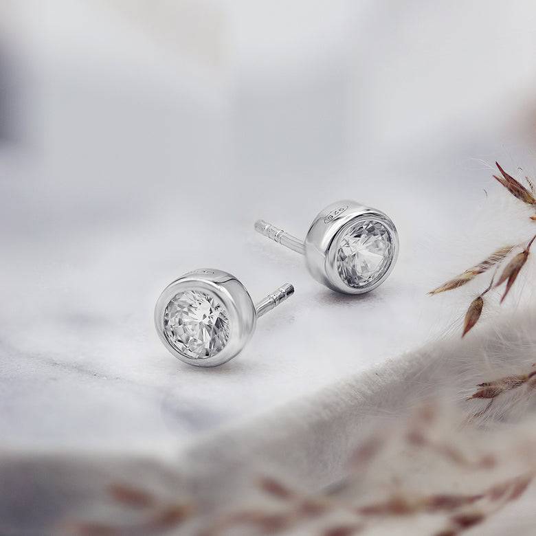 Nana Kay Classic Solitaire Ohrstecker 5 Neueste Mode