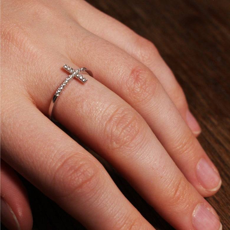 Nana Kay Very Petite Ring Kreuz Angebote