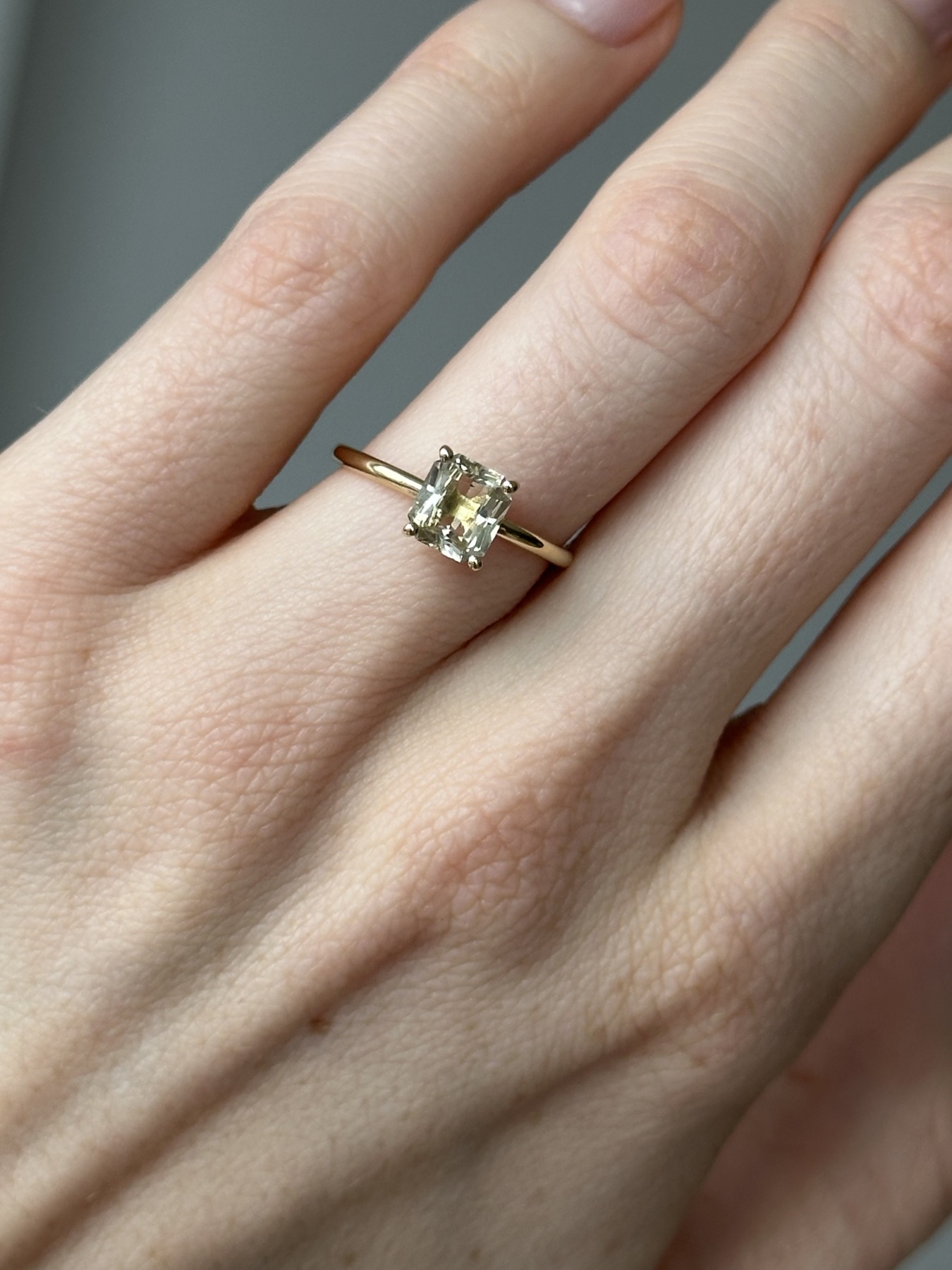 Nina Kastens Yellow Sapphire Ring Lagerräumung