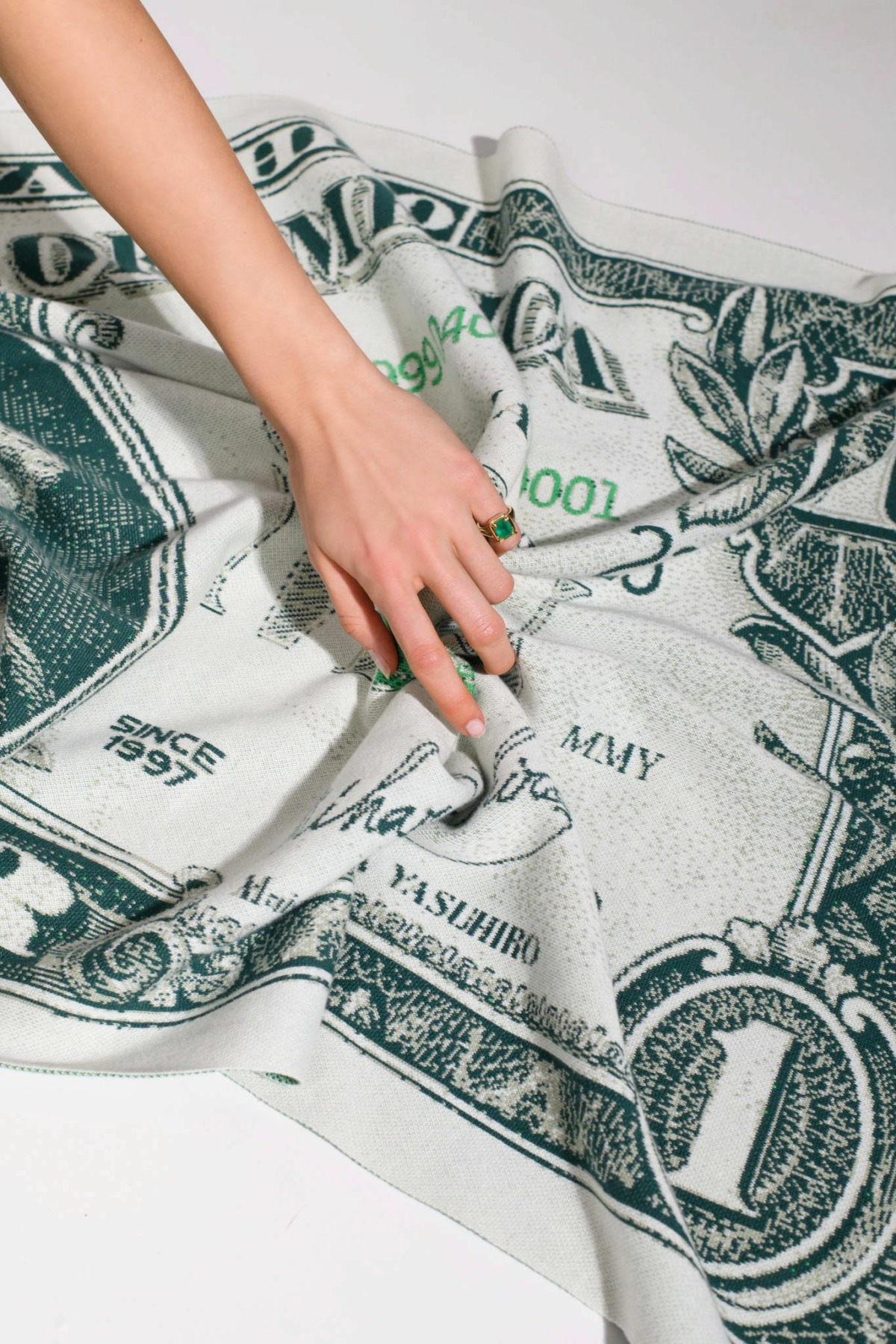 Nina Kastens F*CK Ring Emerald Kauf eins, bekomm eins gratis
