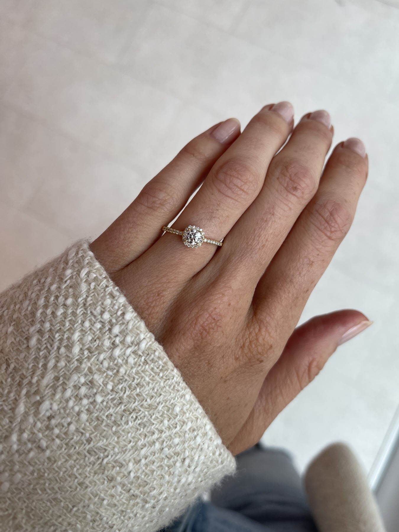 Nina Kastens Halo Diamond Ring Letzte 3 Tage