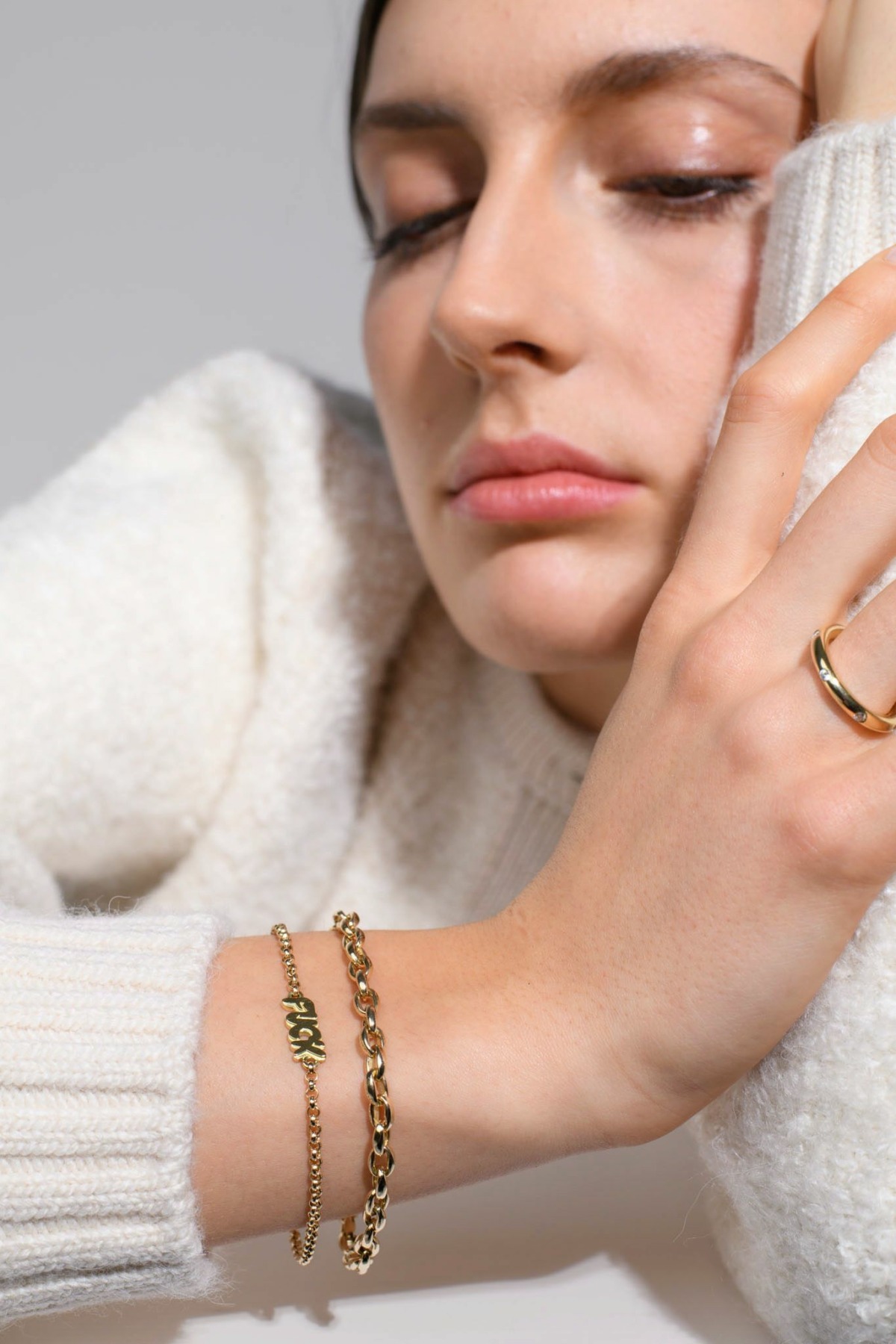 Nina Kastens LOVE Graffiti Bracelet Sonderangebot der Fabrik
