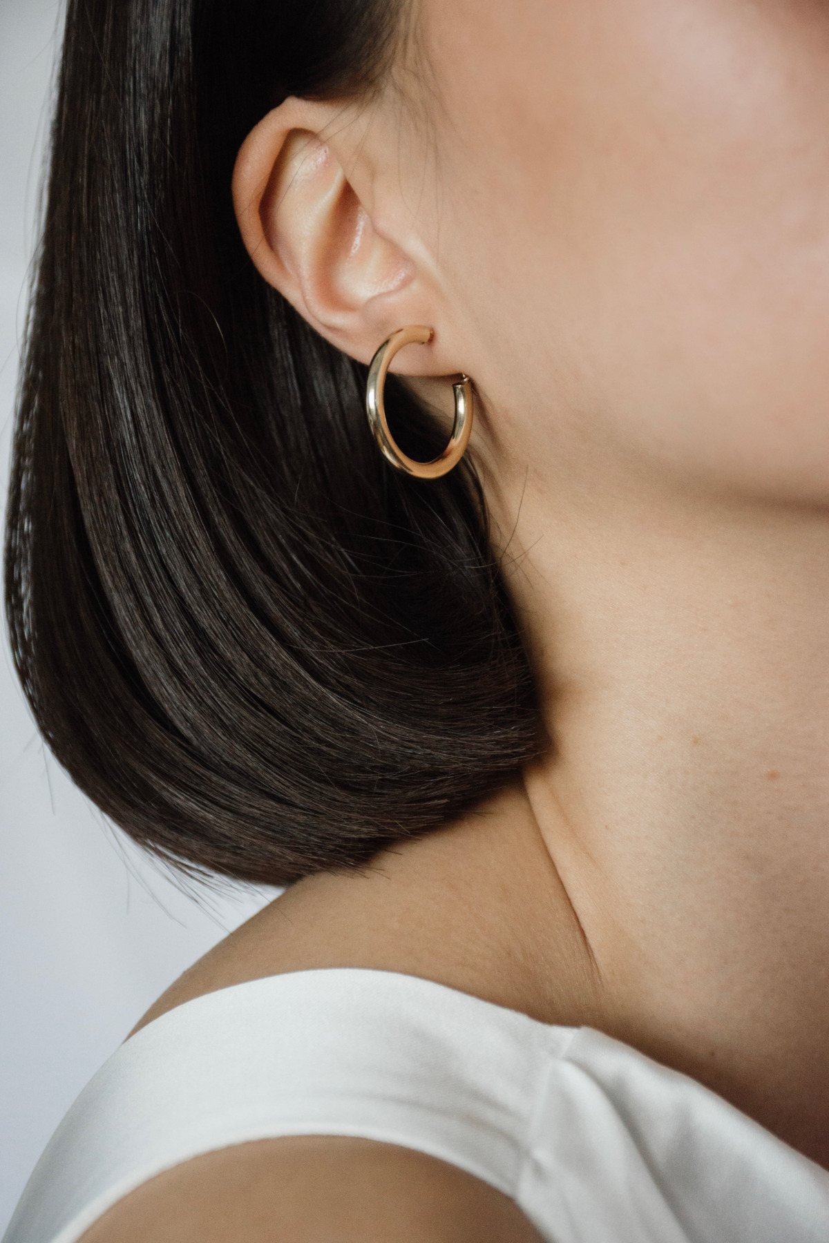 Nina Kastens Essential Gold Hoops im Angebot