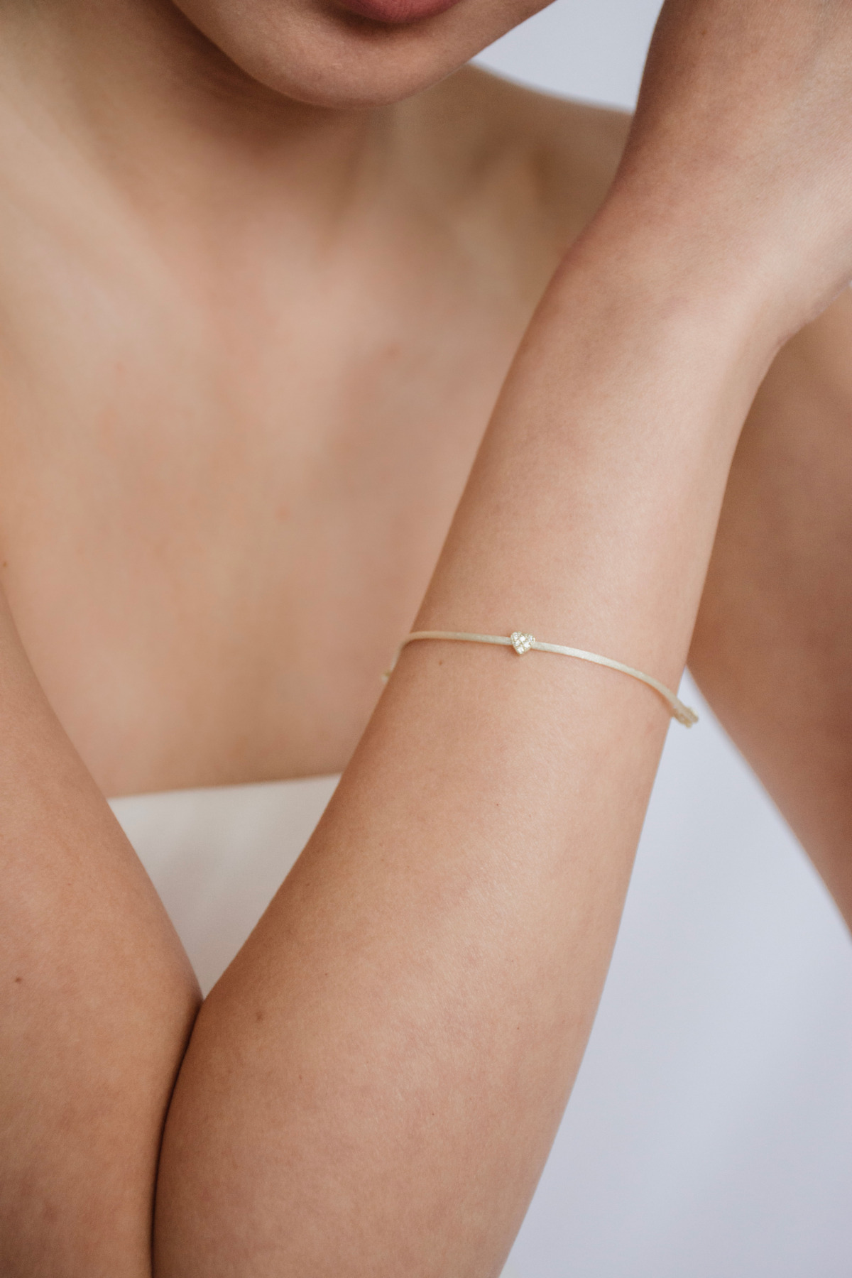 Nina Kastens Diamond Heart Bracelet White WG Online Shopping