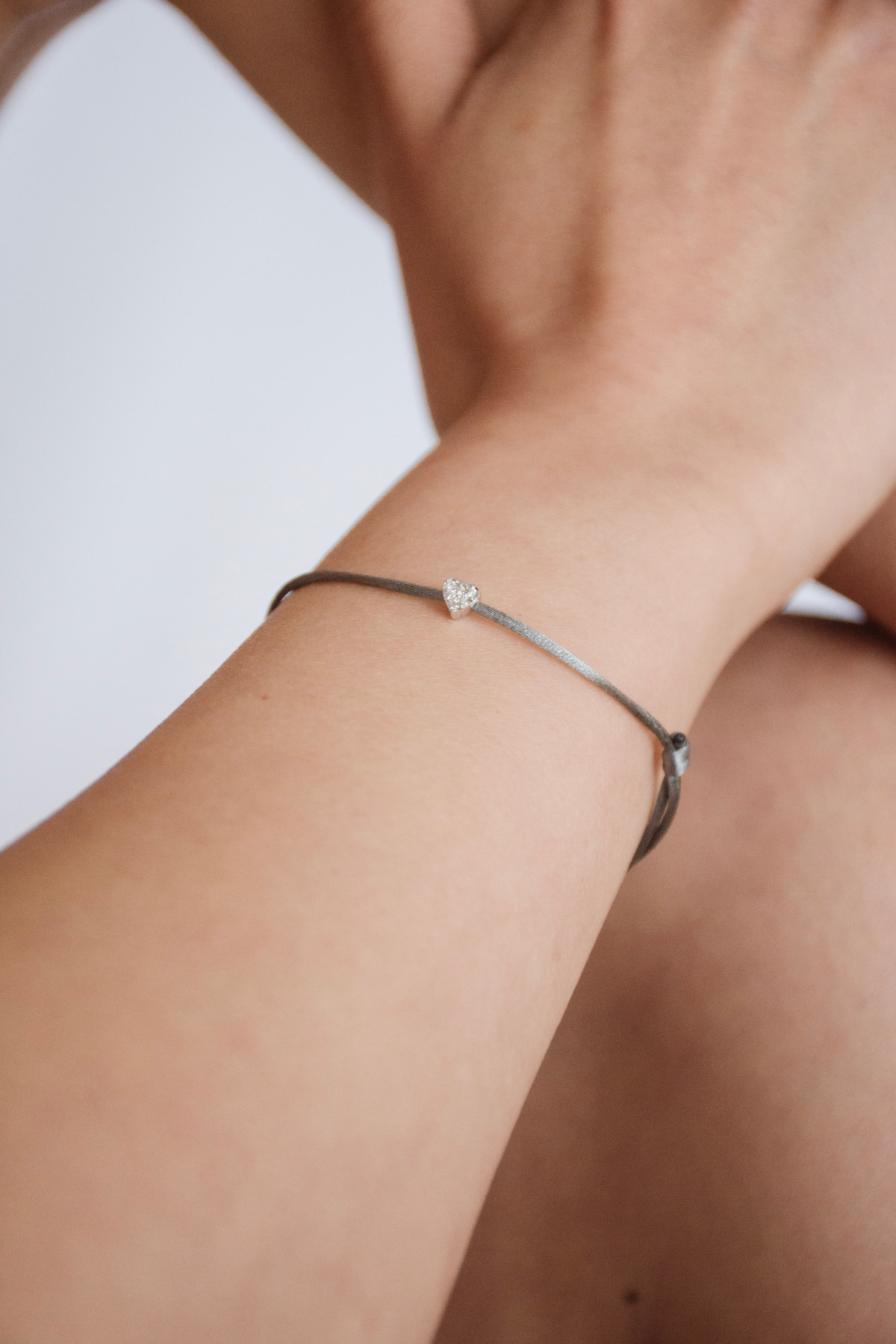 Nina Kastens Diamond Heart Bracelet Grey WG Black Friday