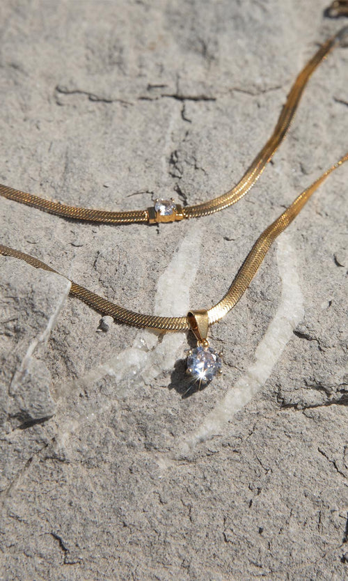 Paul Valentine Brilliant Sleek Necklace Online Outlet