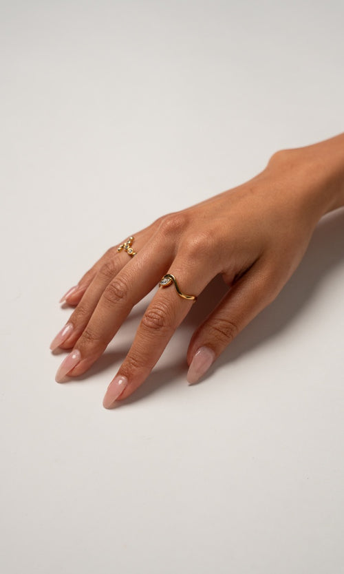 Paul Valentine Adorn Ring Marquise Osterangebot