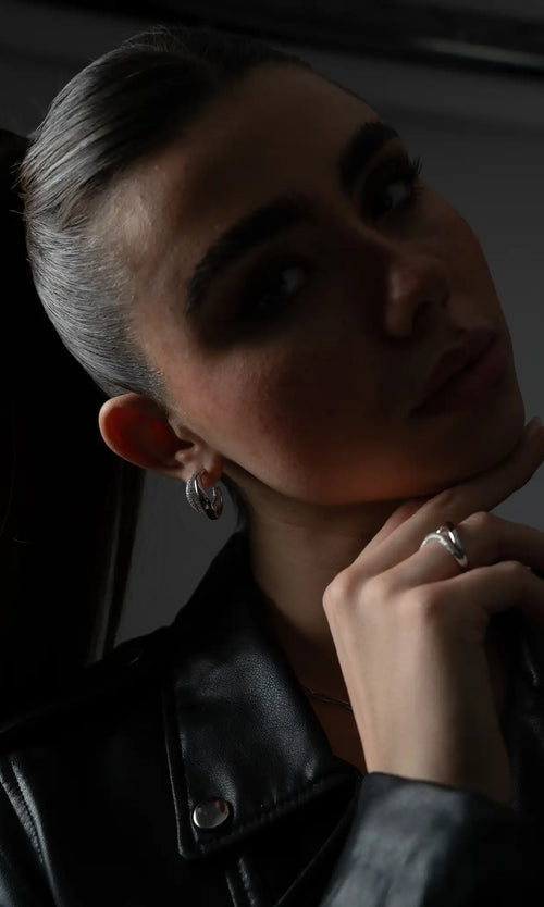 Paul Valentine Crystal Galaxy Hoops Tägliche Deals