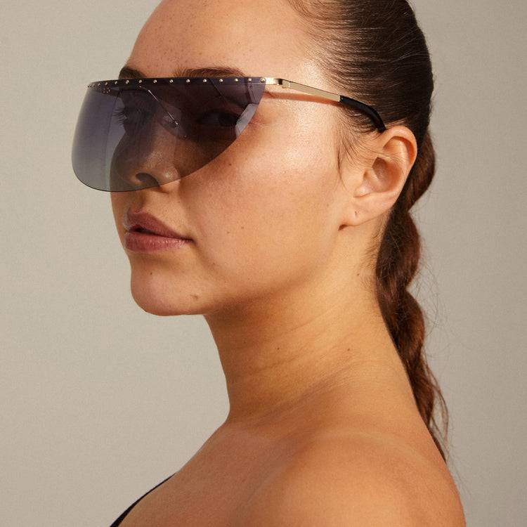 Pilgrim ALIAN Sonnenbrille Schwarz/Gold Sonderangebot der Fabrik