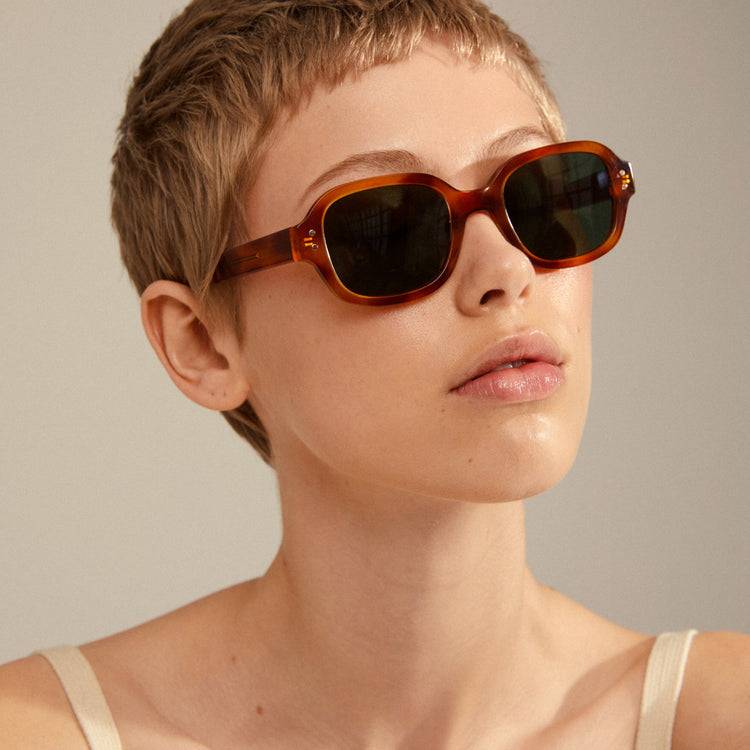 Pilgrim NELLA Recycelte Sonnenbrille Schildpatt-Braun/Gold Preisnachlass