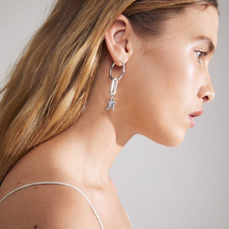 Pilgrim CHARM recycelte große Creolen versilbert Online Shopping