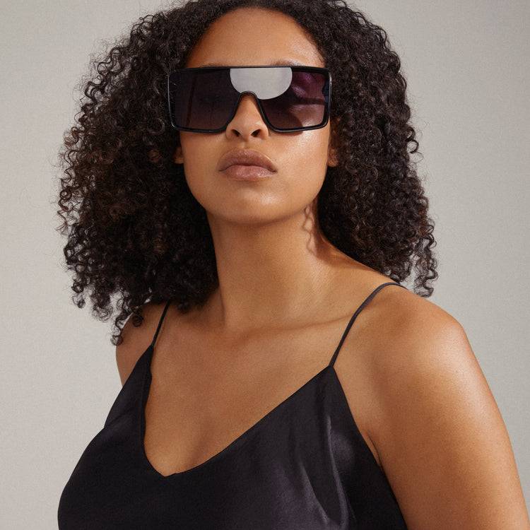 Pilgrim OCEANE eckig geformte Shield-Sonnenbrille schwarz Discount Store für neue Produkte