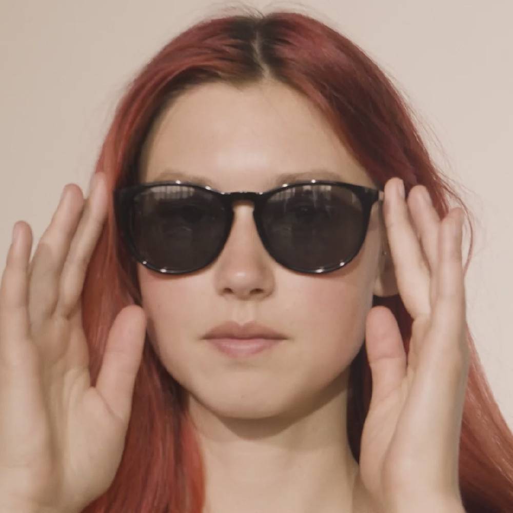 Pilgrim CAMILLA recycelte klassische Sonnenbrille schwarz Begrenzt auf 3 Tage