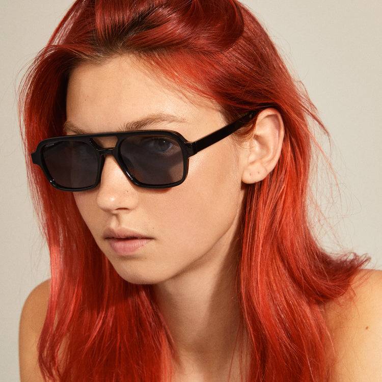 Pilgrim CASS recycelte Sonnenbrille im Retro-Stil schwarz zollfrei