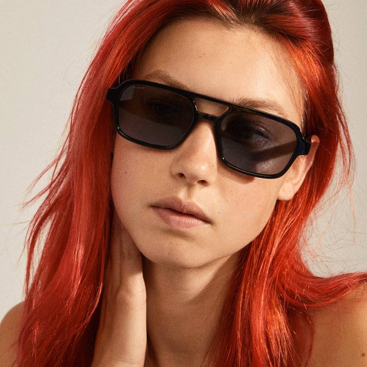 Pilgrim CASS recycelte Sonnenbrille im Retro-Stil schwarz zollfrei