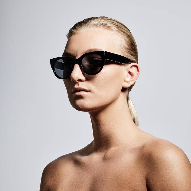 Pilgrim MALI oversized Acetat Sonnenbrille, schwarz Jubiläumsangebot