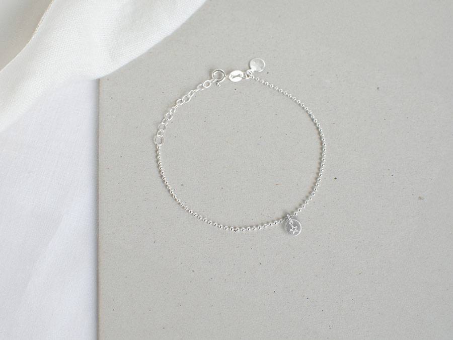 Renna Deluxe Armband mit STERN und Buchstaben-Anhänger Silber Heißer Verkauf