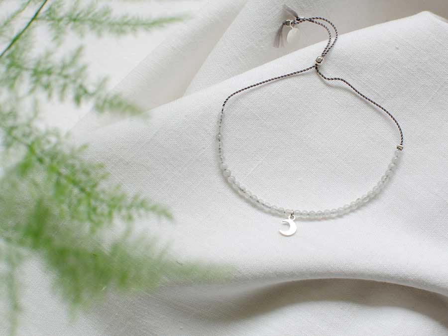 Renna Deluxe MOND Armband mit Mondstein Große Rabatte
