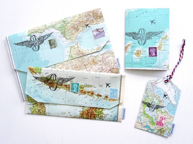 Renna Deluxe Atlas Impfpass Hülle aus Landkarten Räumungsverkauf