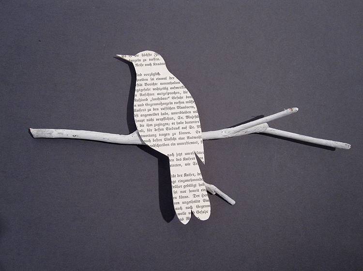 Renna Deluxe Amsel in Fraktur auf dem Ast Begrenzt auf 3 Tage