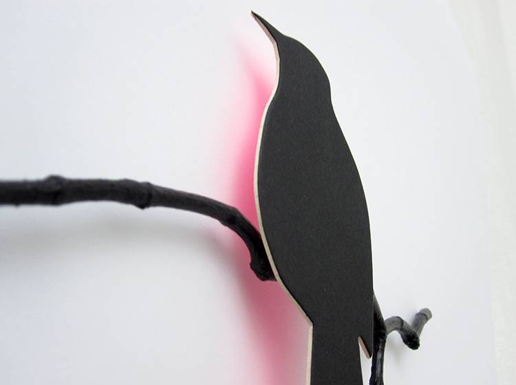 Renna Deluxe Drossel in Schwarz mit Glow in NeonPINK _ Wandobjekt Tägliche Deals